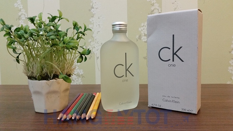 CK – One là một mùi hương unisex cổ điển có thể dùng được cho cả nam và nữ