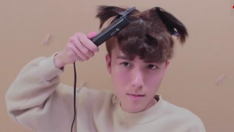 Cách tạo kiểu tóc xoăn nam bằng máy uốn tóc