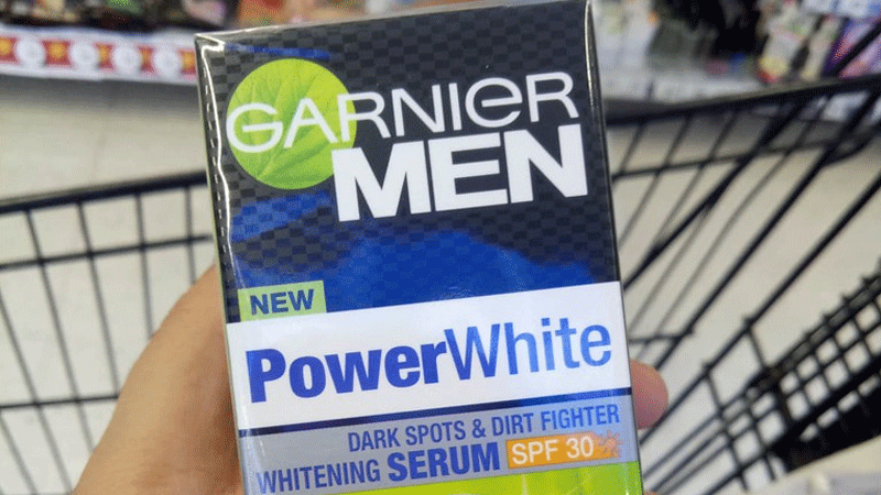 Kem dưỡng da Garnier Men Powerlight